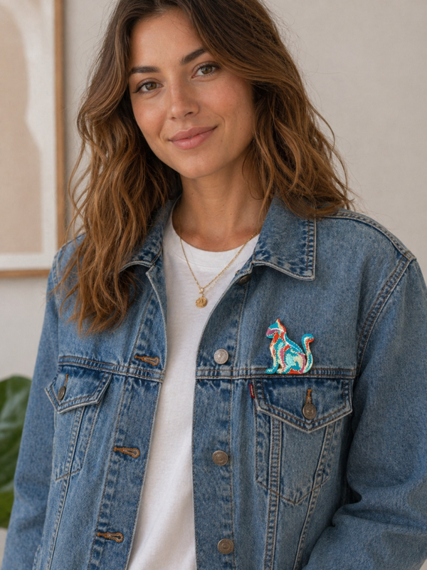 Broche chat - Bois peint à la main - artisanal - Finition précieuses - Chat Cosmique Doré