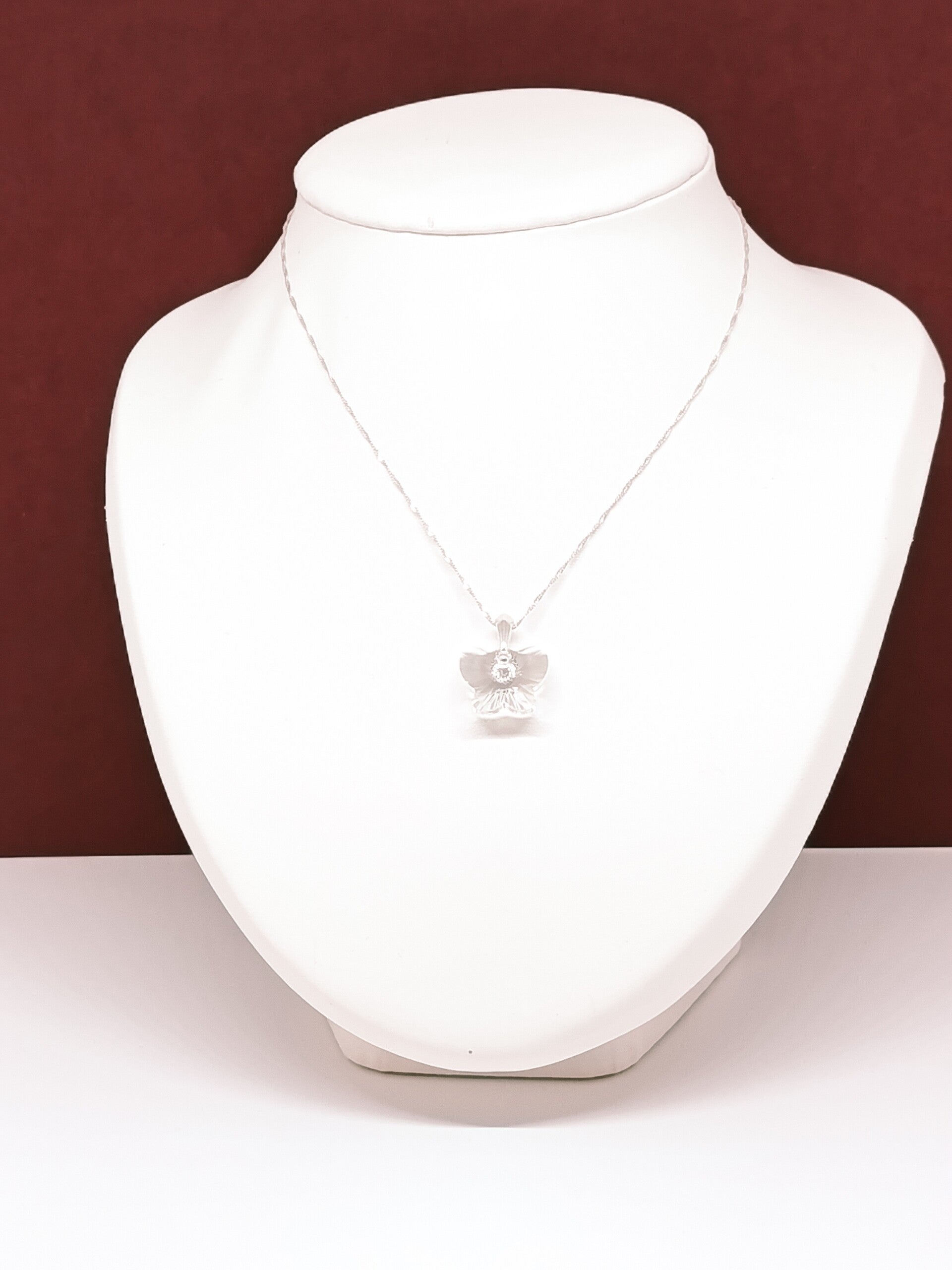 Pendentif papillon  cristal blanc& chaine en argent - Papillon de lumière