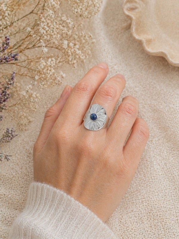 bague ovale lapis lazuli