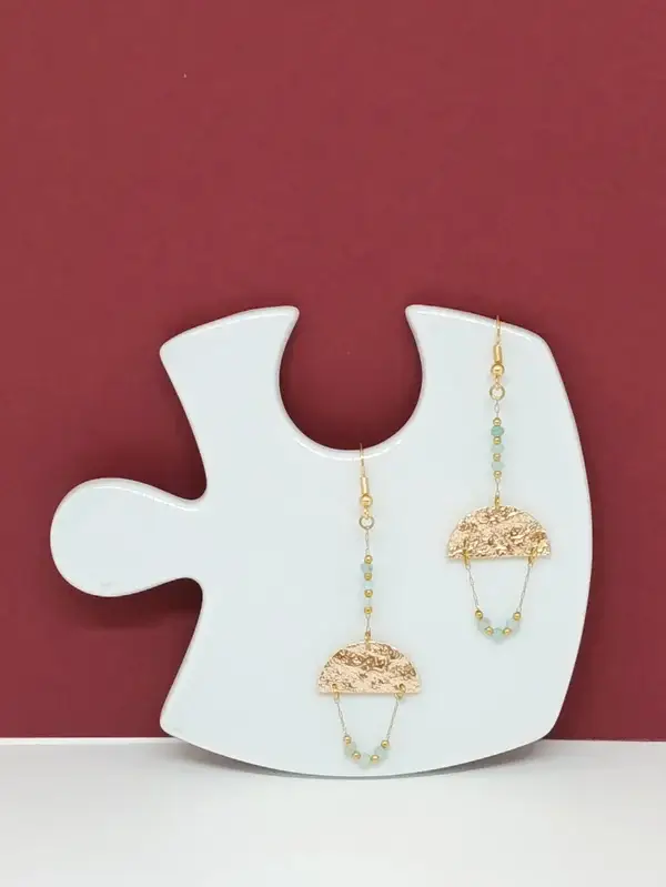 Boucles d’oreilles amazonite & demi-cercle doré-Ondes Célestes