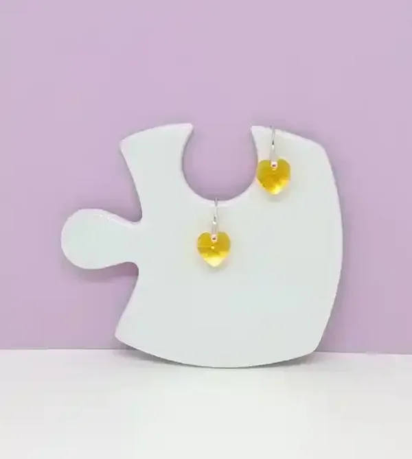 Boucles d’oreilles cœur en cristal jaune doré fait main – Soléana