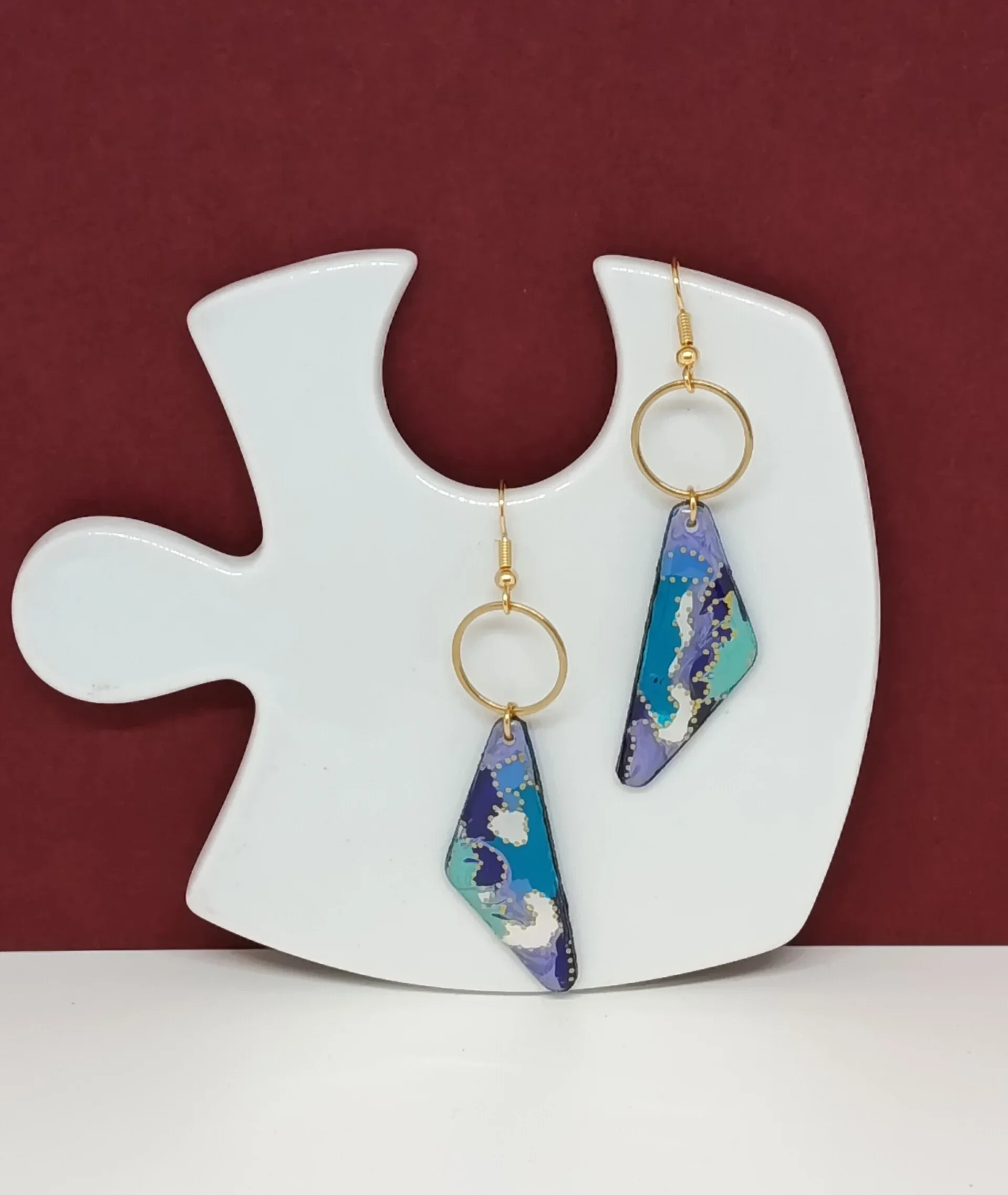 Boucles d'oreilles en bois peint à la main - La côte bleue