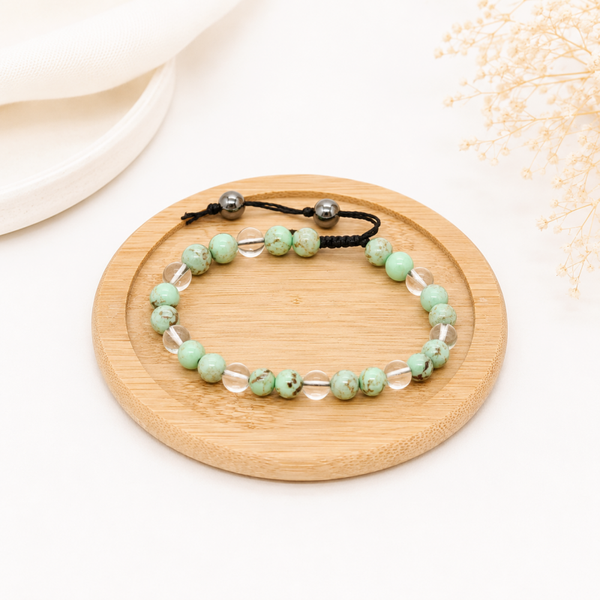 Bracelet artisanal howlite coquillage vert anis et cristal de roche – Brume de Clarté