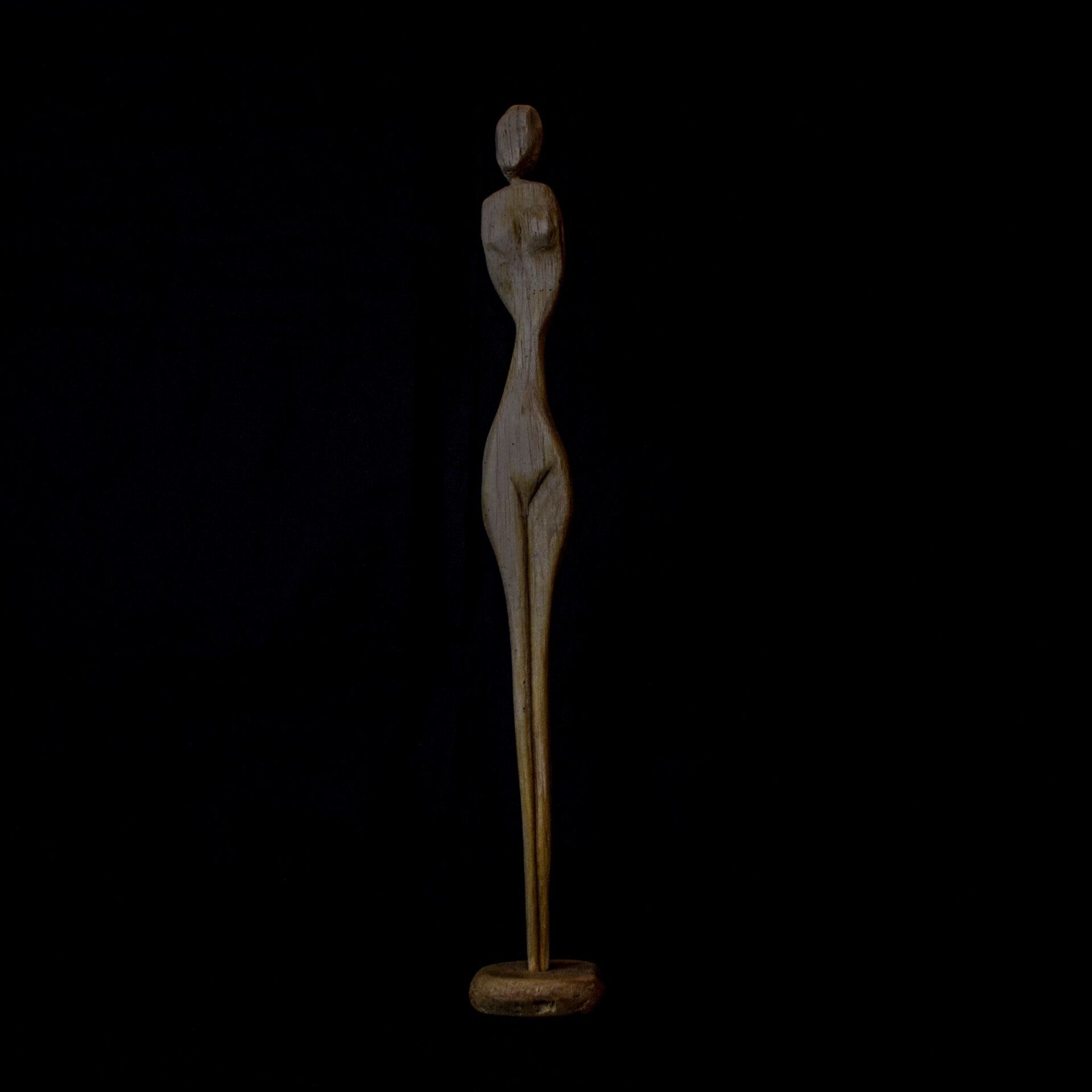 Langerekt houten figuur