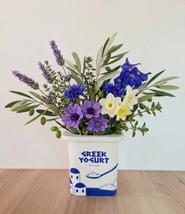 Fluid Market Vase Greek Yogurt