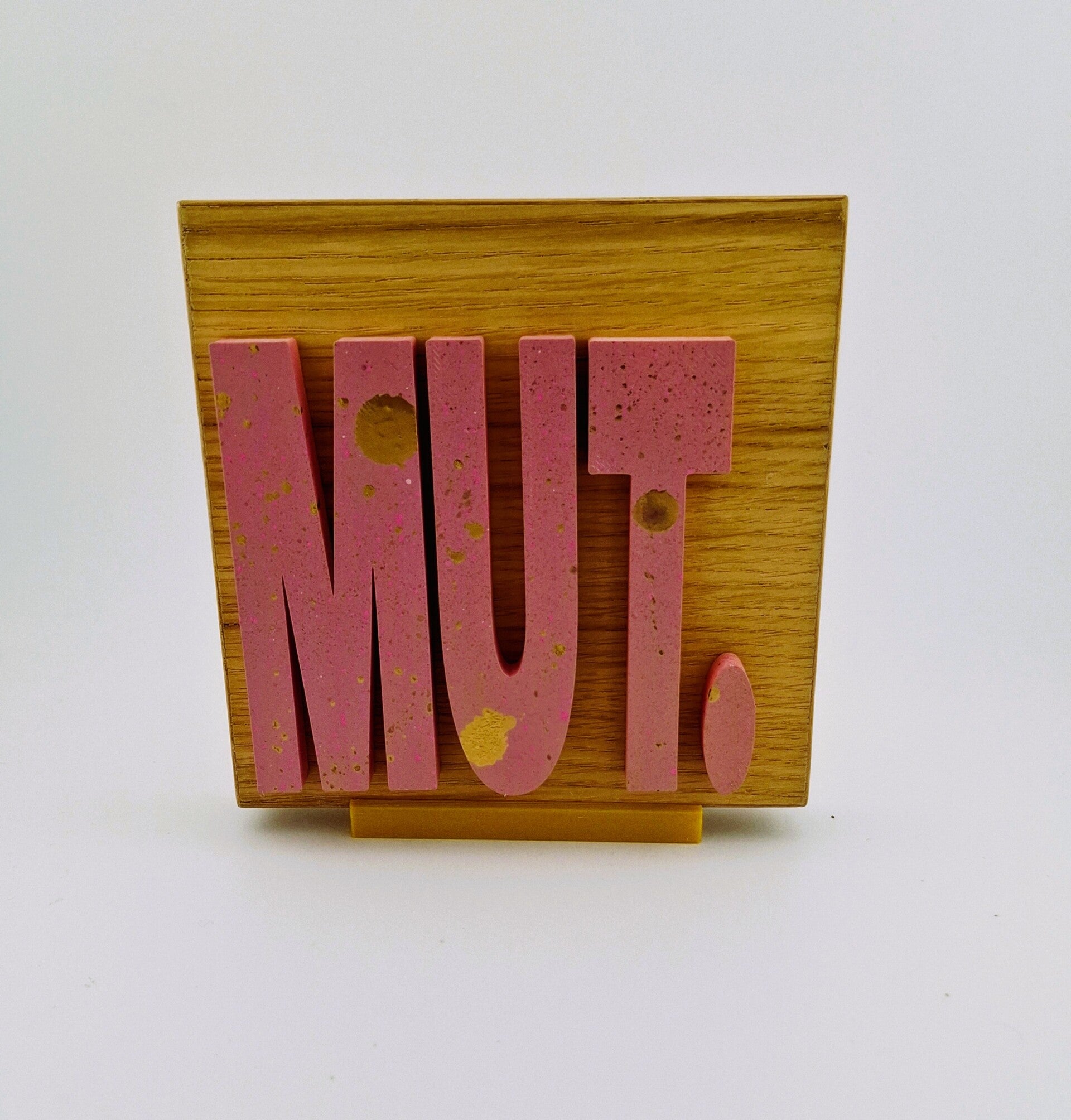 MUT.
