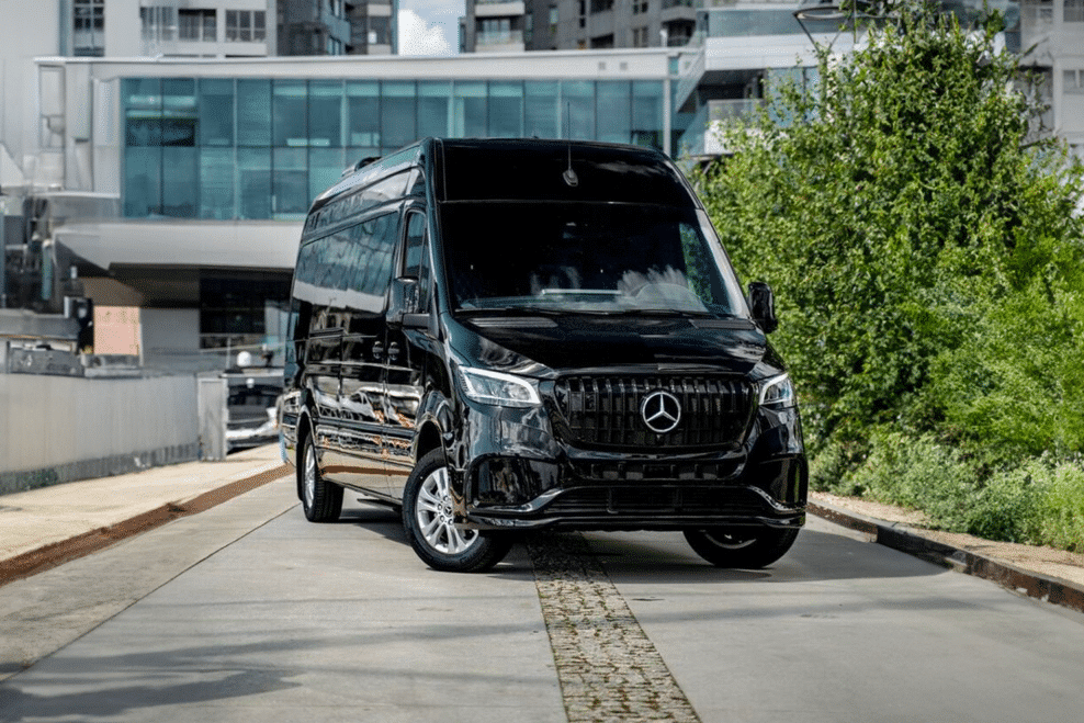 Minibus chauffeur rental from and to Davos – Mercedes Sprinter