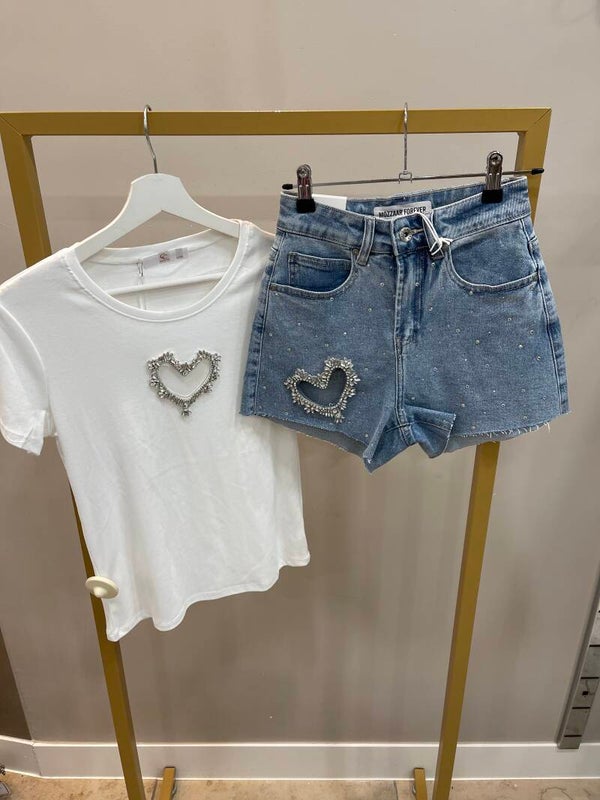Wit hart shirt