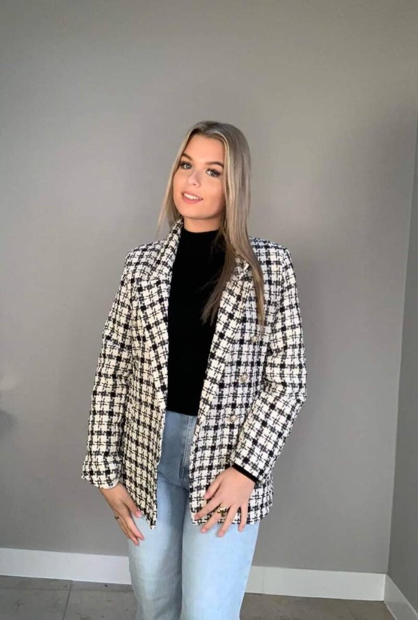 Blazer chanel look
