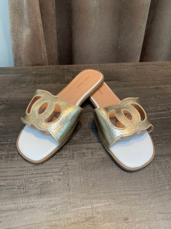 Slipper gold