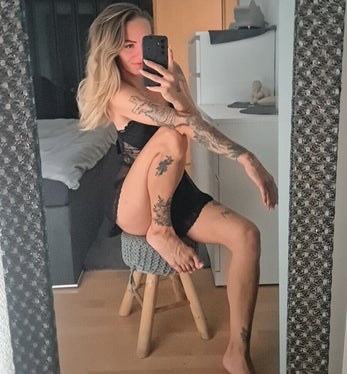Jessielie Tattoo Model und Online Creatorin