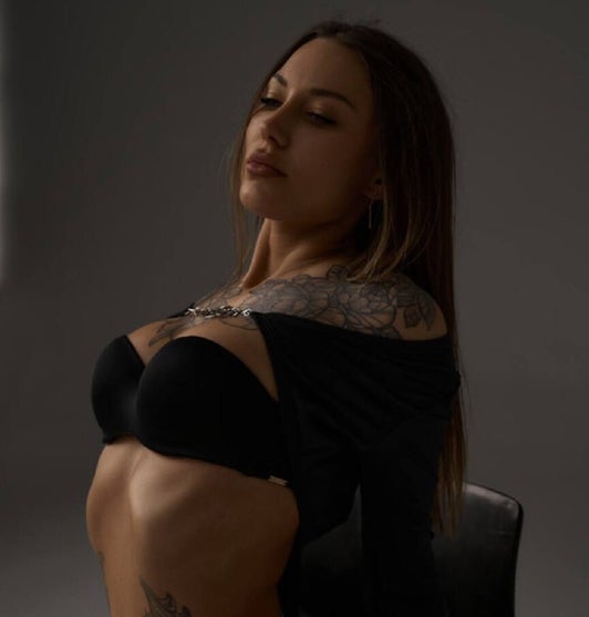 XFucktor Tattoo Model und Premium Creatorin