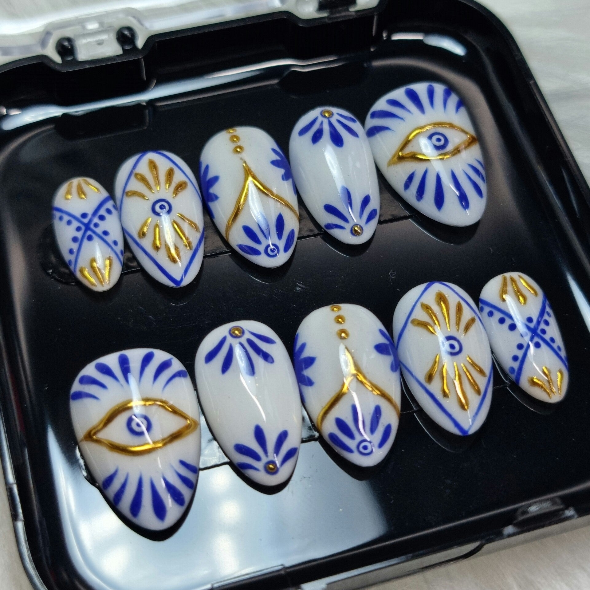 Press On Nails Custom, 100% personnalisés sur le thème K-pop, J-hope pour le Lollapalooza 2025, Hobi membre de BTS