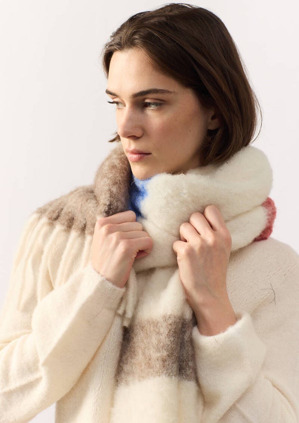 SCAPA FLOW SHAWL CREAM WHITE