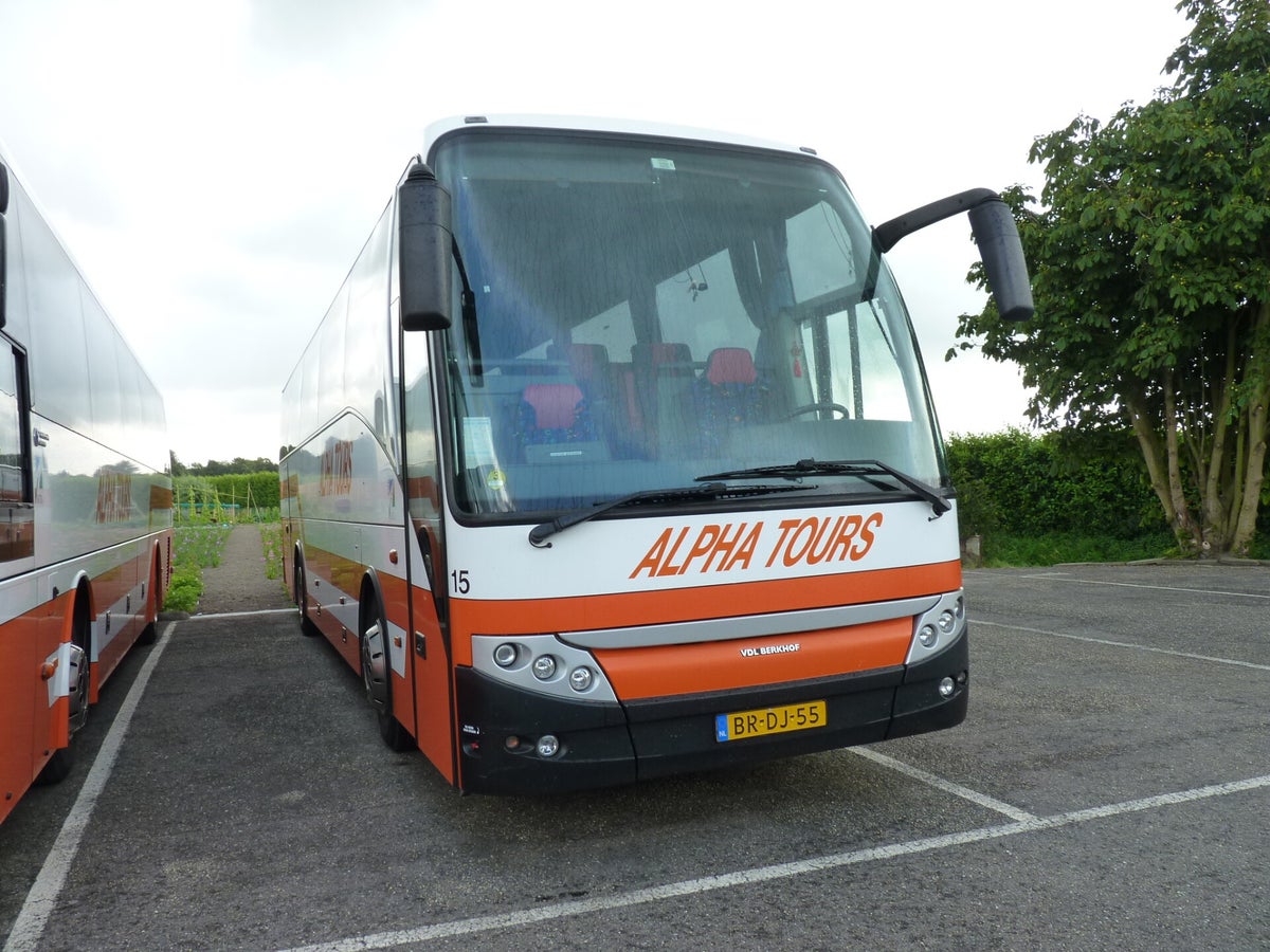 Alpha Tours / Busbedrijven: A | buskees.nl