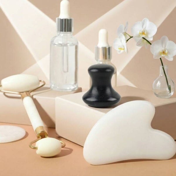 Skincare Gesichtsmassage Set aus Naturstein – Gua Sha Bergkristall, Jade Roller & Serpentin Tool