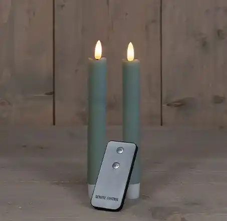 2 stuks LED Dinerkaarsen 3D lont 18cm | JADE GROEN