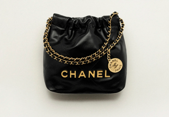 CHANEL 22 Mini Handbag