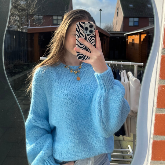 Comfy sweater - Bright blue