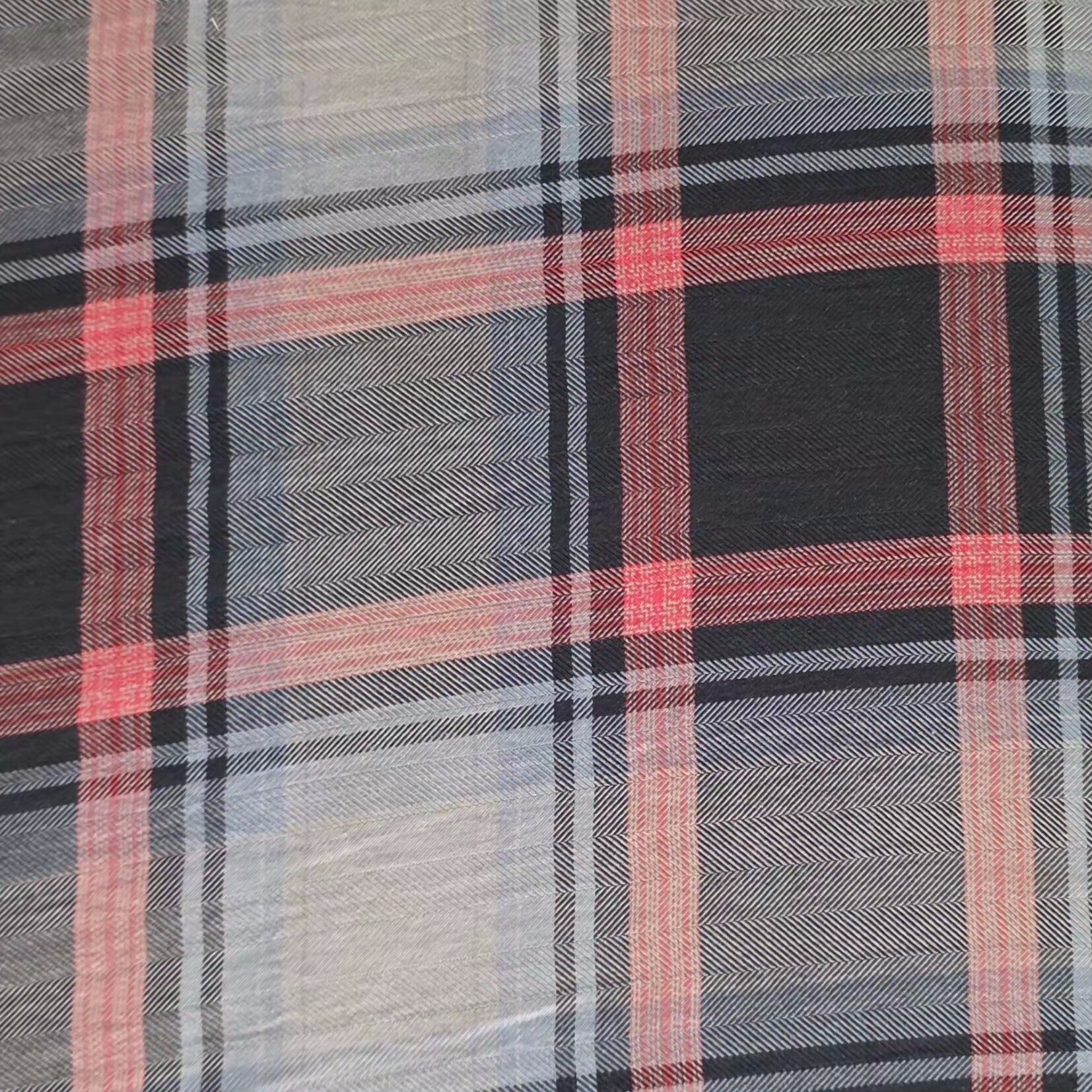 POPLINE DE COTON A CARREAUX ROUGE GRIS ET NOIR