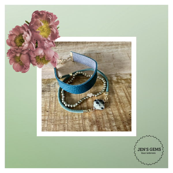 Mooie groene set met dalmatian jasper (steen)