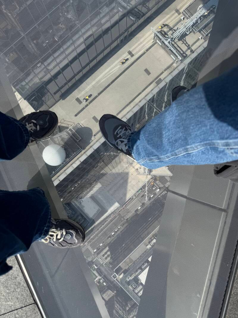 The Edge: 101 floor