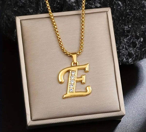 Initial ketting E