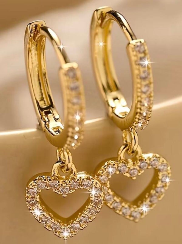 1 Paar oorbellen met hartje goudkleurig