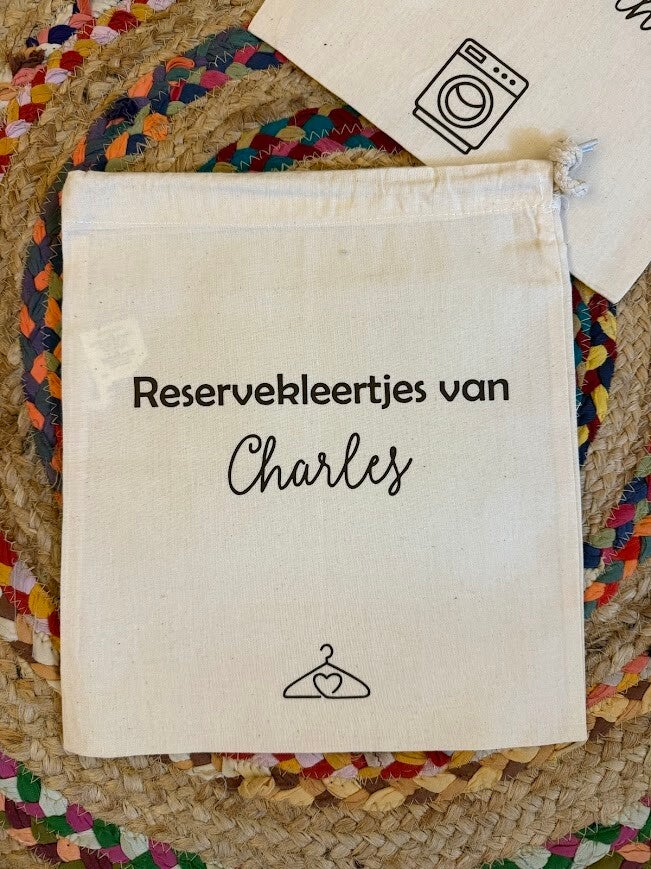 Bewaarzak - "Reservekleertjes van ..."