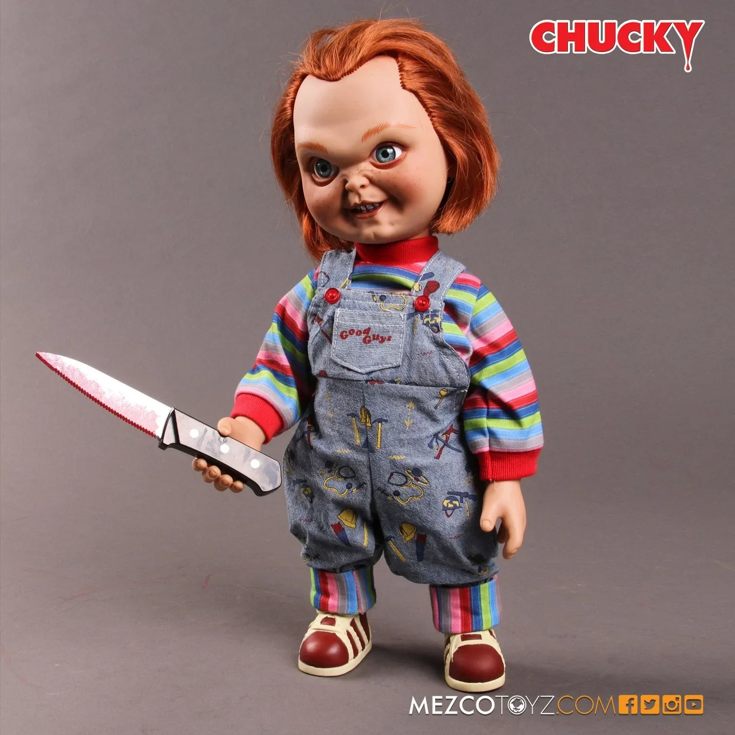 CHUCKY - Sneering Chucky - Sound Doll 38cm