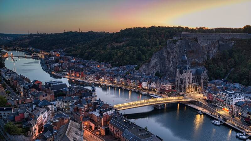 dinant-standard.jpg