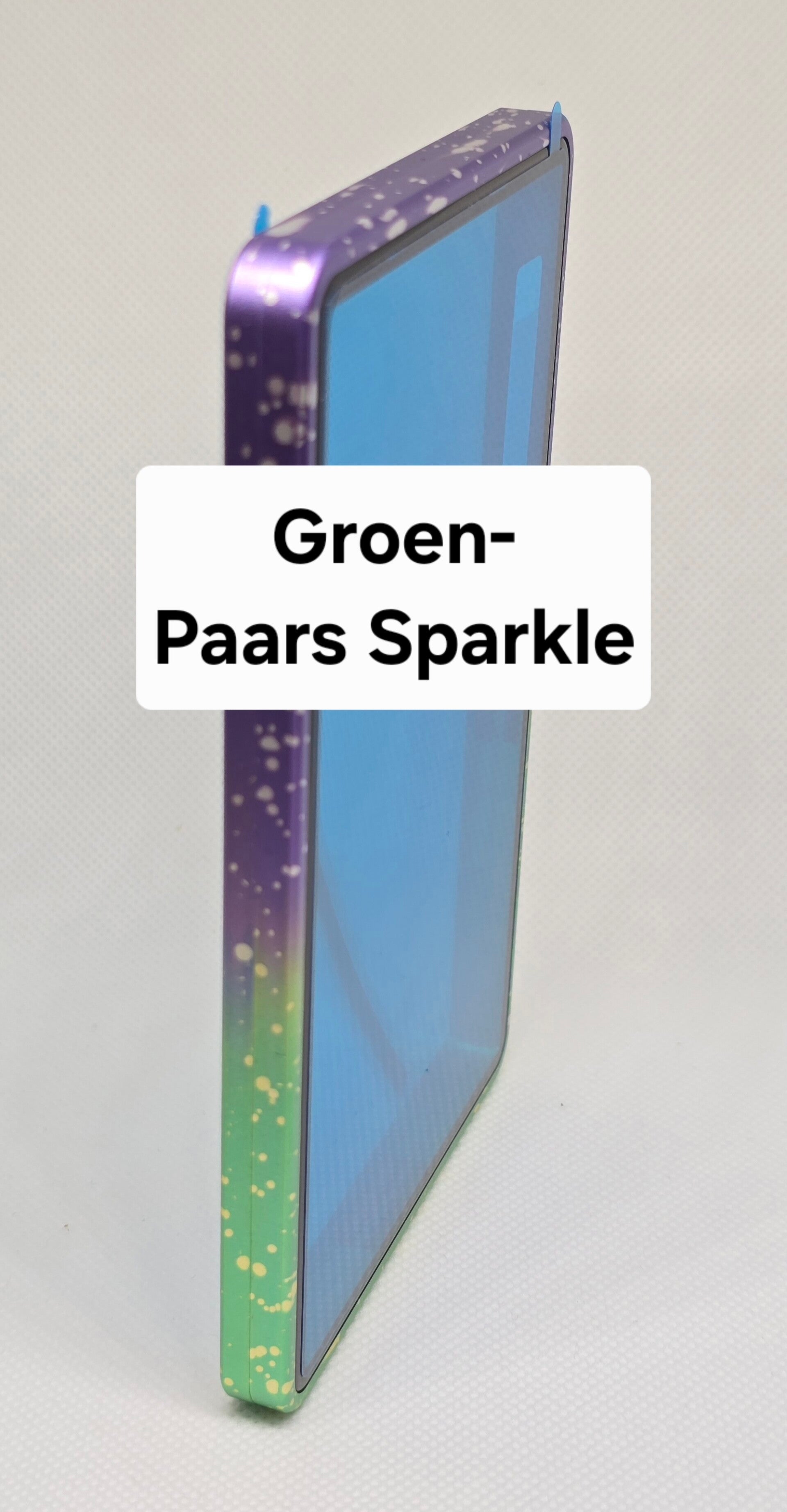 Twee kleurig (groen-paars motief)