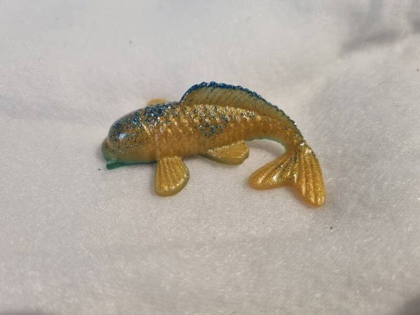 Carpe Koi bleu/ jaune