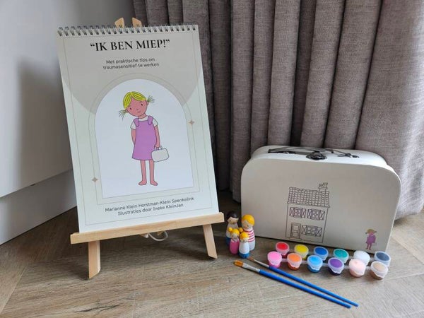 Boek + verhalenkoffer= combipakket