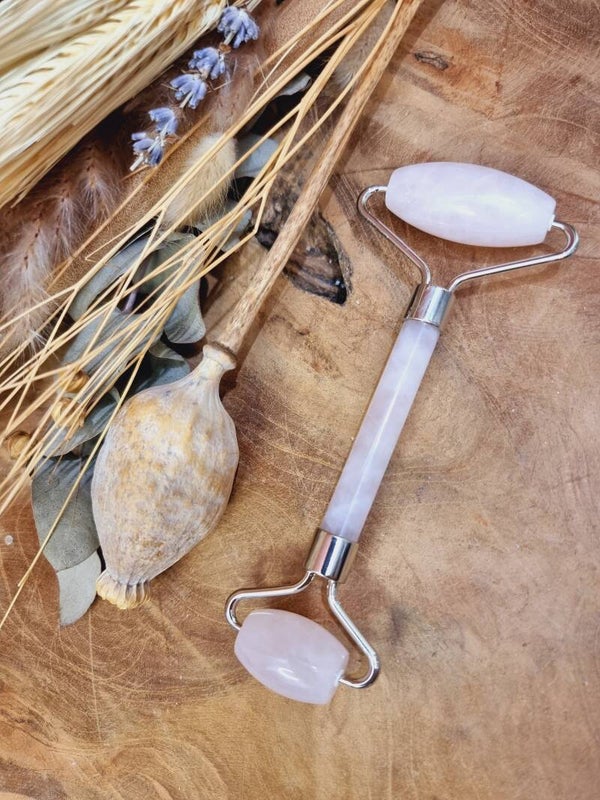 Rozenkwarts gezicht roller SALE