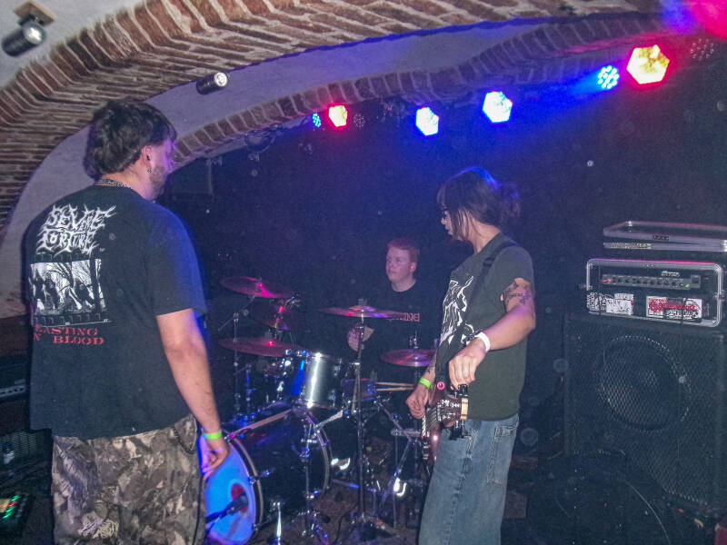 100_0077-standard.jpg