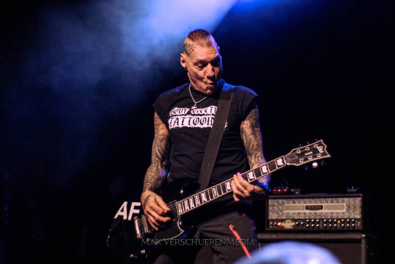 agnostic-front-11-van-32-standard-8nvytg.jpg