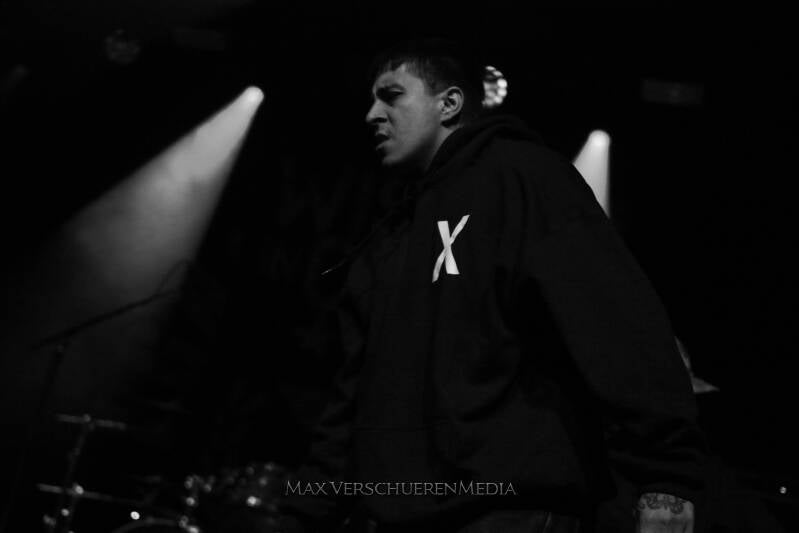 agnostic-front-14-van-53-standard-j4bm4b.jpg