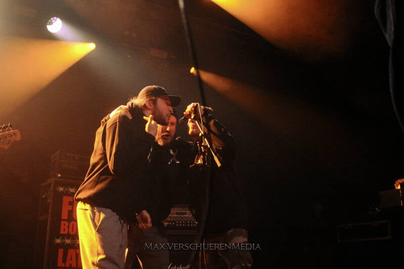 agnostic-front-35-van-53-standard-sio858.jpg