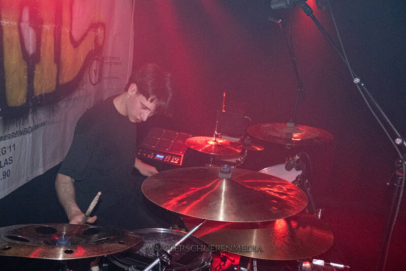 antwerp-assault-1155109-standard.jpg