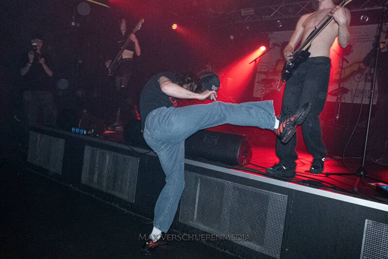 antwerp-assault-1155209-standard.jpg