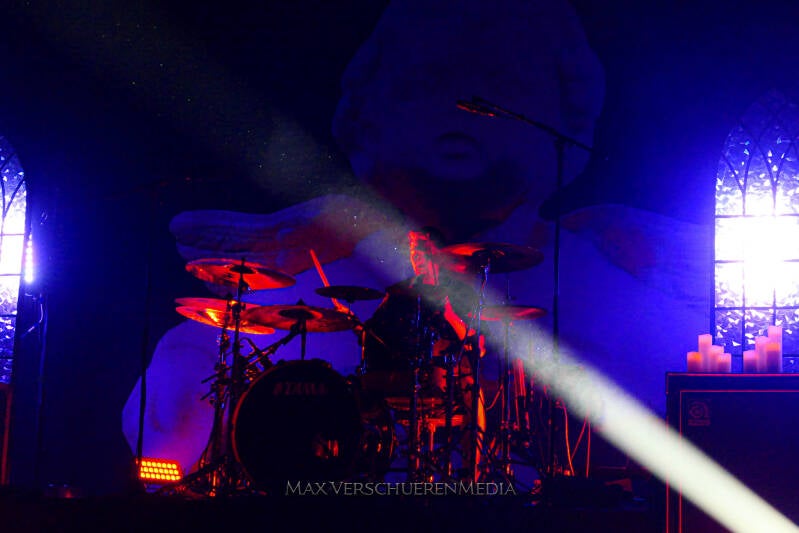counterparts-18-van-23-standard.jpg
