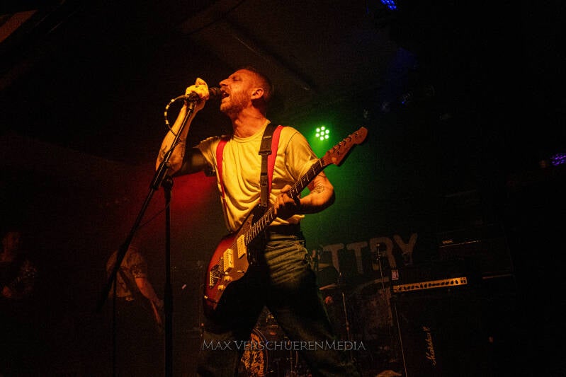 don-t-try-1154057-standard.jpg