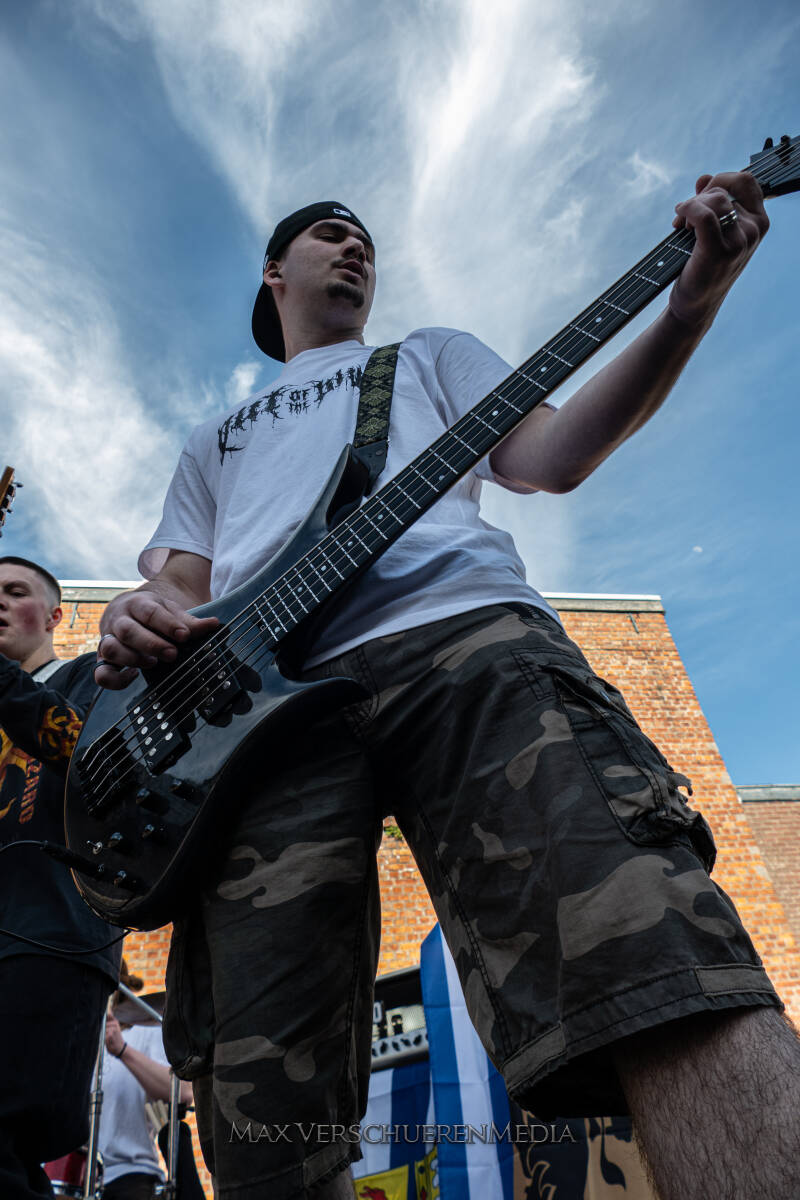 headlock-49-standard.jpg