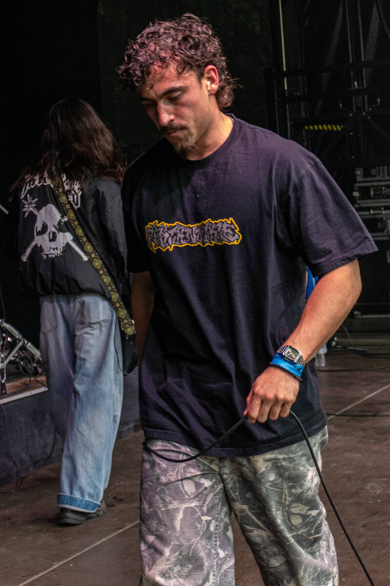 headlock-50-van-100-standard.jpg