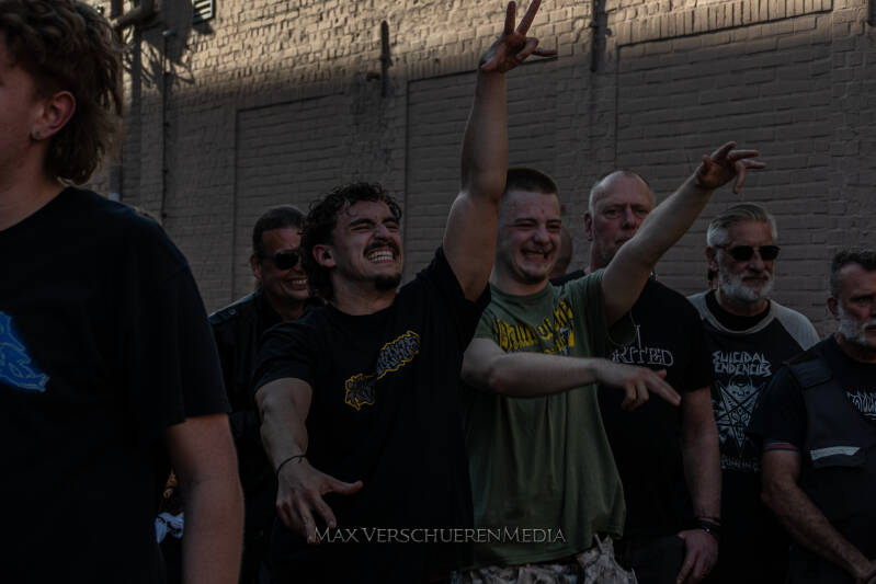 headlock-54-standard.jpg