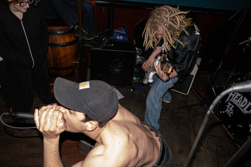 headlock-6-van-48-standard.jpg