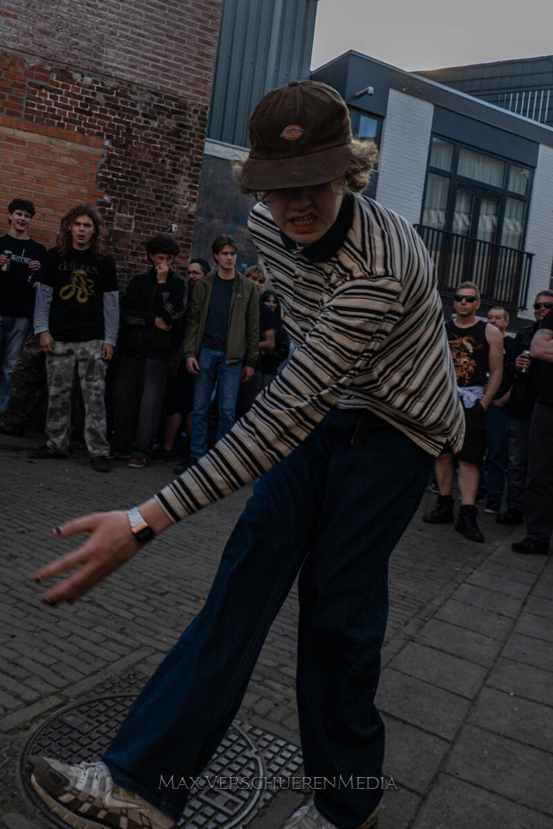 headlock-60-standard.jpg