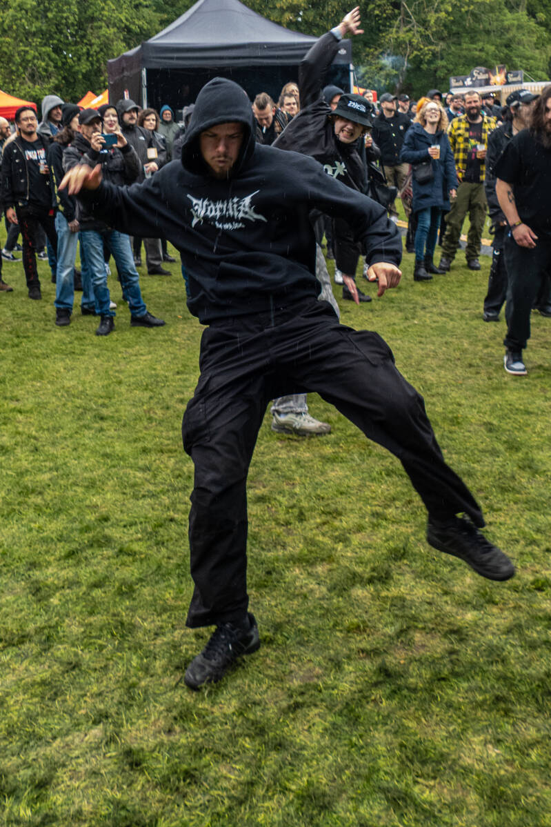 headlock-84-van-100-standard.jpg