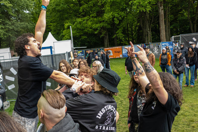 headlock-92-van-100-standard.jpg
